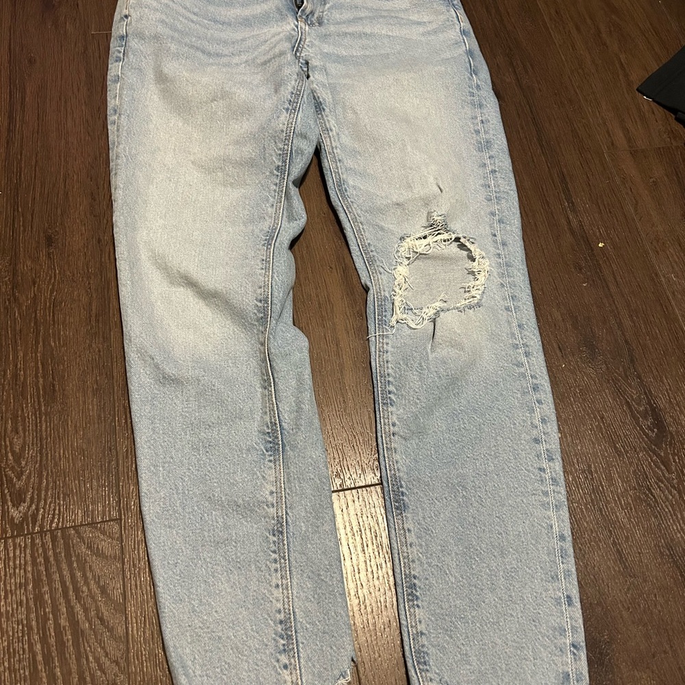 American Eagle Outfitters Light Blue Stretch Jeans
